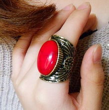 歐美外貿(mào)原單飾品批發(fā) 精致花紋與復(fù)古松石戒指的匠心工藝